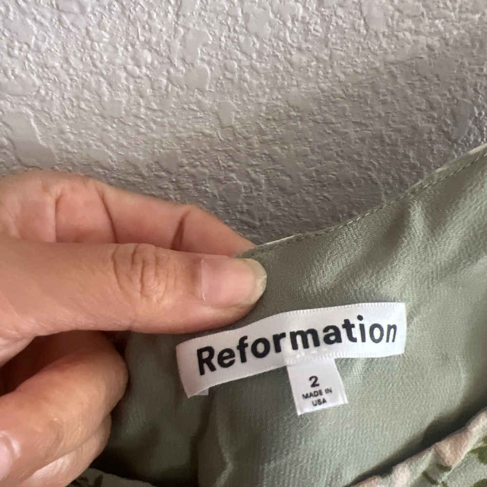Reformation Evelyn tea garden dress - Picture 5 of 5